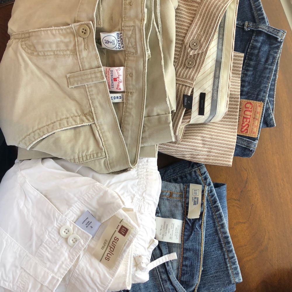 Lot of size 2 jeans, dress pants, pair of shorts